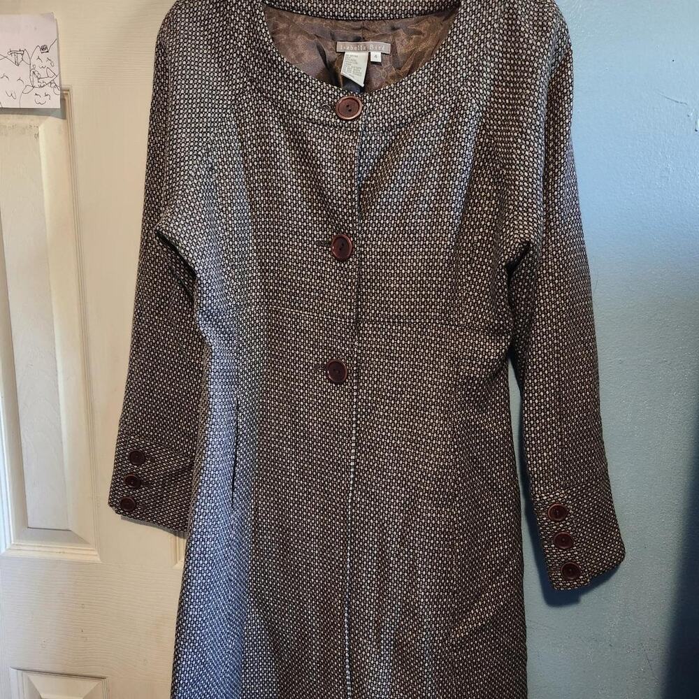 Isabella Bird brown and white polka dot wool & nylon coat with button front